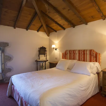Arimune Hotel *