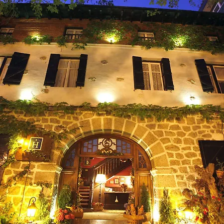 Arimune Hotel